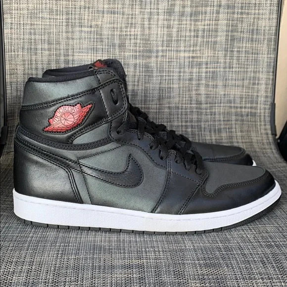 Nike Air Jordan 1 High Retro OG 'Black Satin' Sneakers 555088-060 Men’s Size 12
